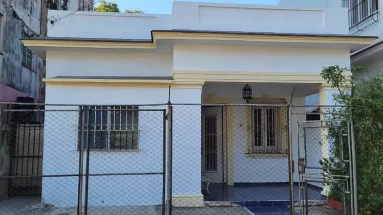 Vivienda de 4 habitaciones en La Sierra, Playa