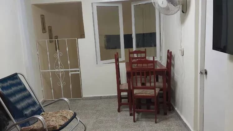 Vivienda de 1 habitaciones en La Habana Vieja, La Habana Vieja — foto 2 de 9