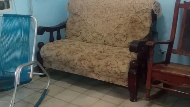 Vivienda de 4 habitaciones en Lawton, Diez de Octubre