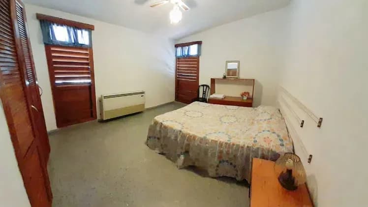Vivienda de 4 habitaciones en Flores, Playa — foto 5 de 10