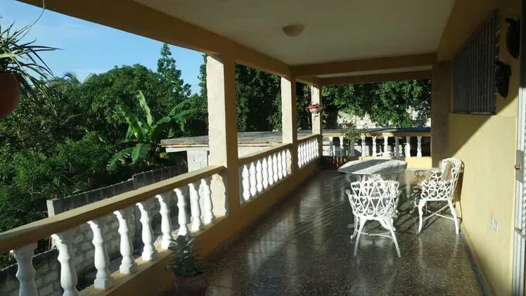 Vivienda de 4 habitaciones en Guanabo, La Habana del Este