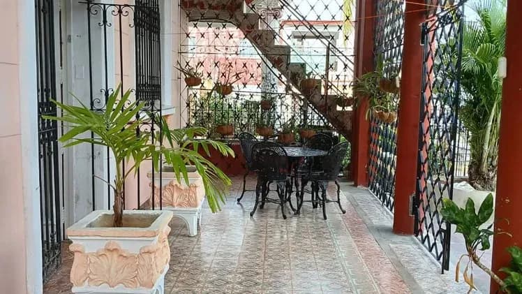 Vivienda de 7 habitaciones en Santos Suárez, Diez de Octubre — foto 3 de 10