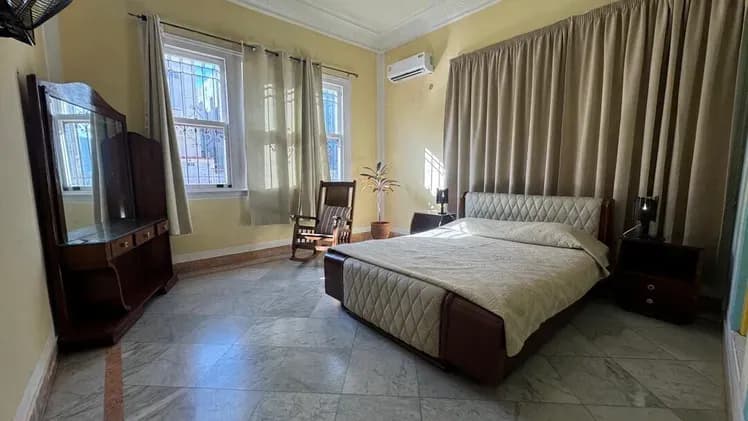 Vivienda de 2 habitaciones en Vedado, Plaza de la Revolución — foto 5 de 9