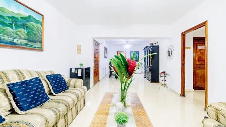 Vivienda de 3 habitaciones en Vedado, Plaza de la Revolución — foto 5 de 8
