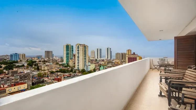 Vivienda de 4 habitaciones en Vedado, Plaza de la Revolución