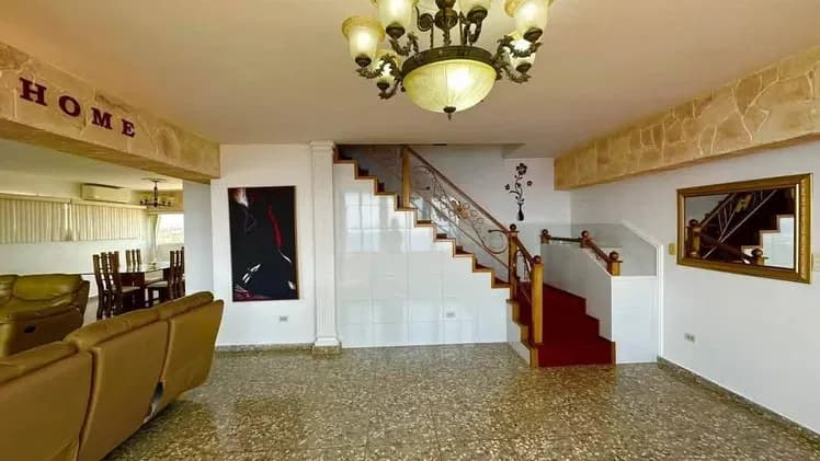 Vivienda de 5 habitaciones en Vedado, Plaza de la Revolución — foto 9 de 10
