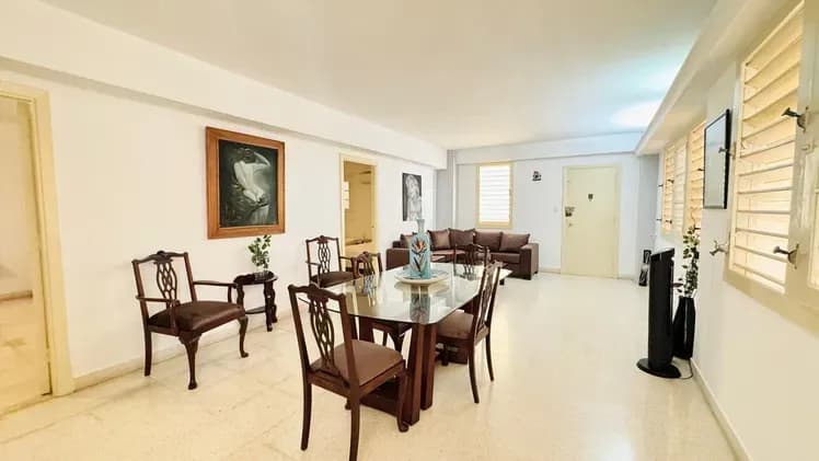 Vivienda de 3 habitaciones en Vedado, Plaza de la Revolución — foto 2 de 8