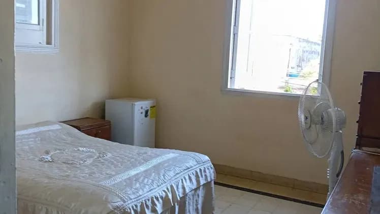 Vivienda de 3 habitaciones en Vedado, Plaza de la Revolución — foto 2 de 10