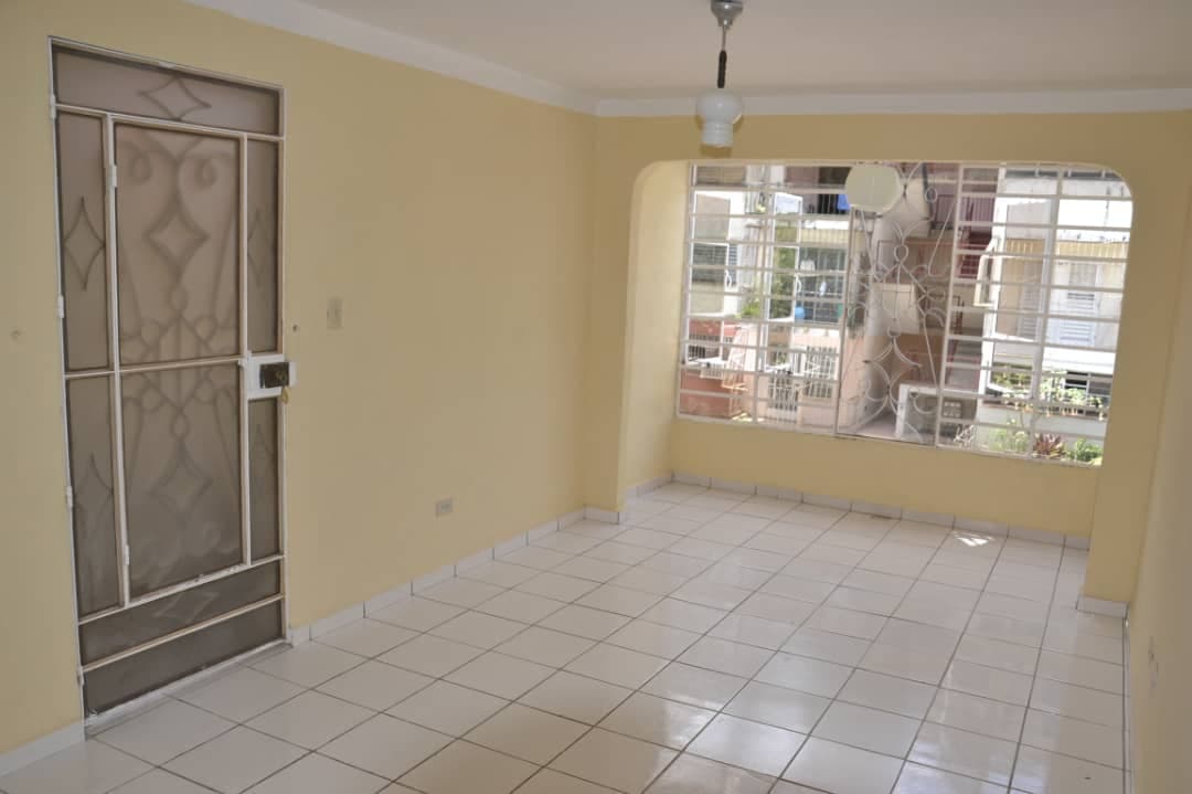Apartamento de 3 habitaciones en Cotorro, La Habana — foto 2 de 11