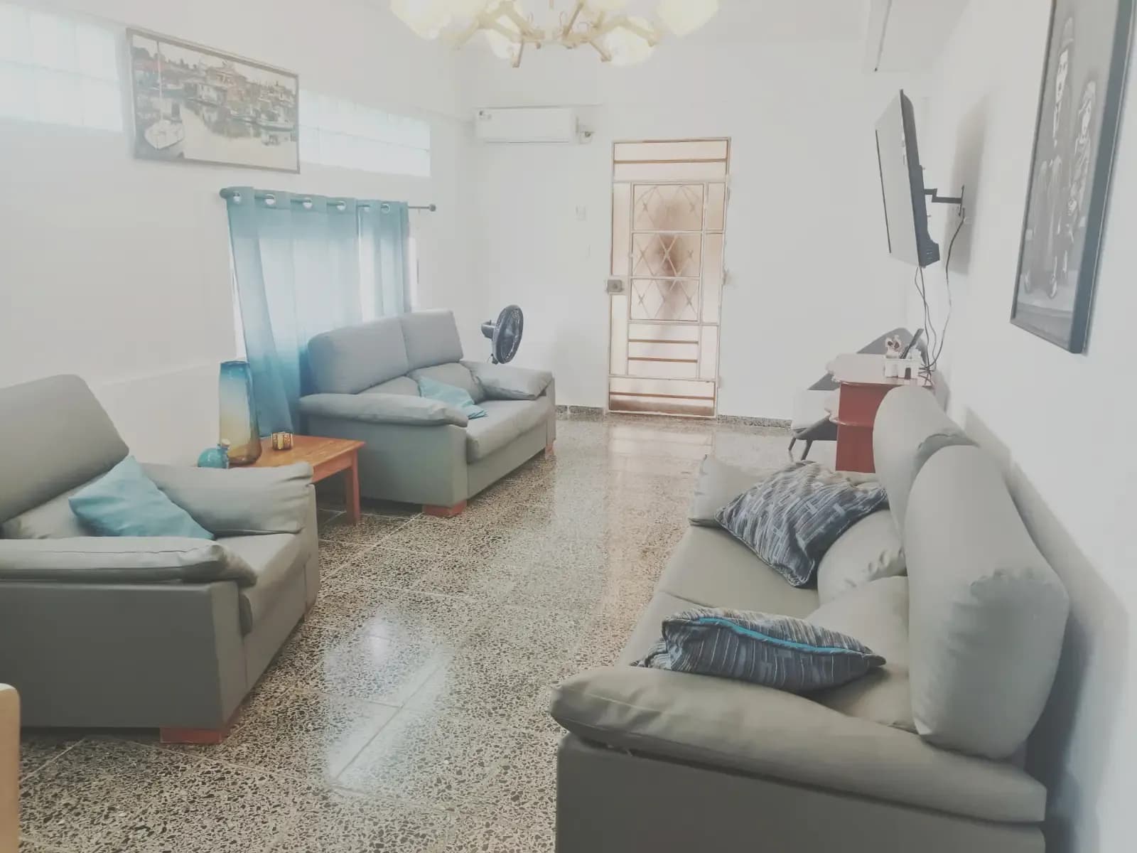 Casa de 2 habitaciones en Playa, La Habana — foto 12 de 28