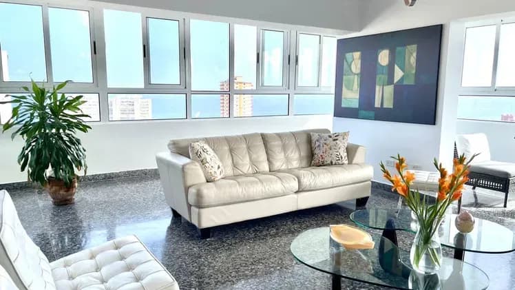Vivienda de 4 habitaciones en Vedado, Plaza de la Revolución — foto 2 de 10