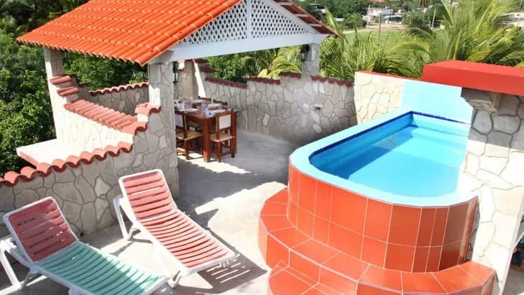 Vivienda de 6 habitaciones en Guanabo, La Habana del Este — foto 1 de 10