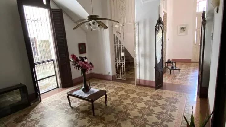 Vivienda de 7 habitaciones en Santos Suárez, Diez de Octubre — foto 2 de 6