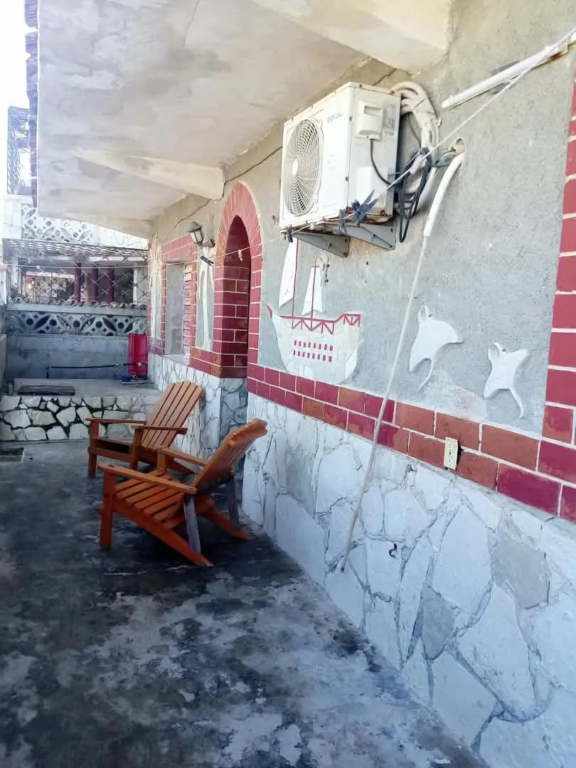 Vivienda de 7 habitaciones en Guanabo, La Habana del Este — foto 4 de 11