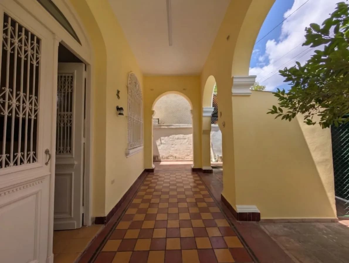 Vivienda de 4 habitaciones en Miramar, Playa — foto 1 de 12