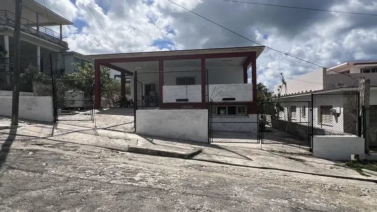 Vivienda de 5 habitaciones en Guanabo, La Habana del Este — foto 1 de 10