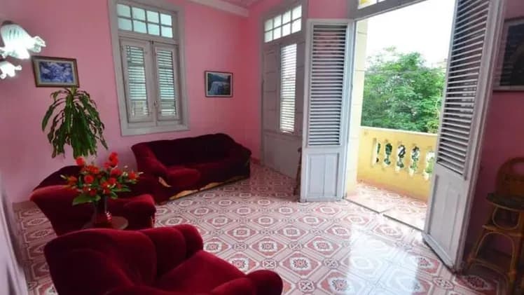 Vivienda de 5 habitaciones en Vedado, Plaza de la Revolución — foto 1 de 8