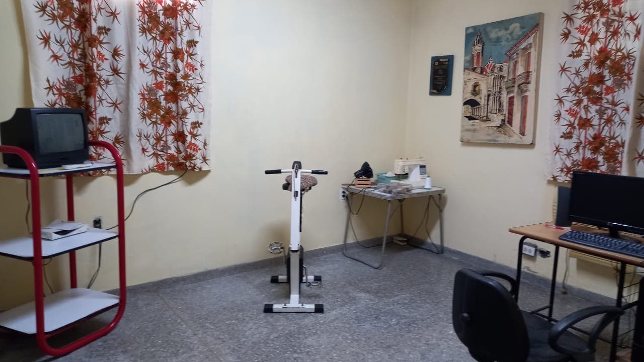 Casa de 4 habitaciones en Marianao, La Habana — foto 13 de 14
