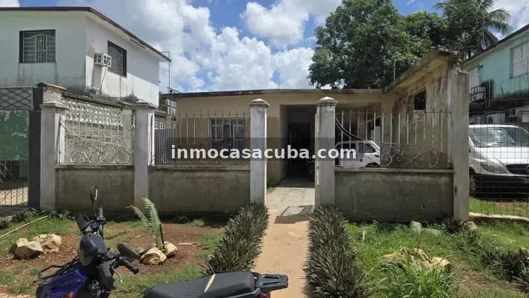 Vivienda de 3 habitaciones en Alturas del Aeropuerto, Boyeros — foto 1 de 10