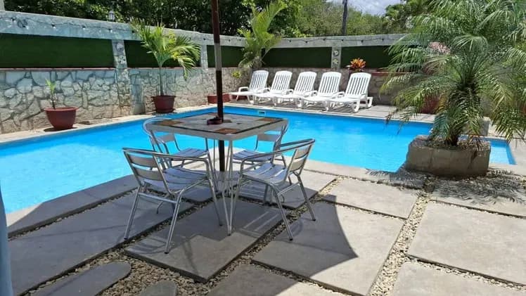 Vivienda de 5 habitaciones en Guanabo, La Habana del Este — foto 1 de 8
