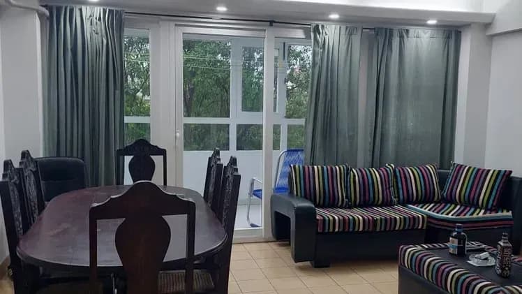Vivienda de 2 habitaciones en Vedado, Plaza de la Revolución — foto 1 de 10
