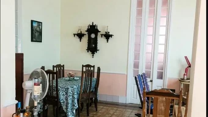 Vivienda de 2 habitaciones en Vedado, Plaza de la Revolución — foto 4 de 8