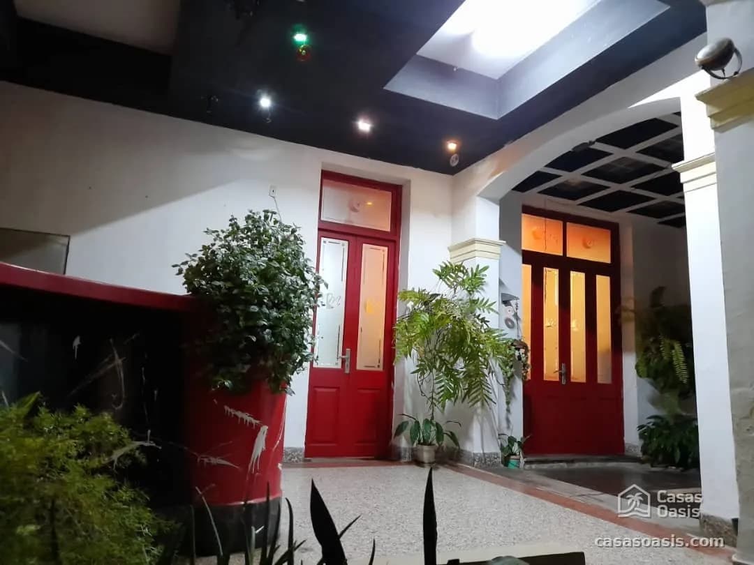 Vivienda de 4 habitaciones en Vedado, Plaza de la Revolución — foto 7 de 12