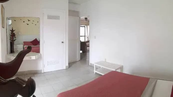 Vivienda de 2 habitaciones en Vedado, Plaza de la Revolución — foto 6 de 9