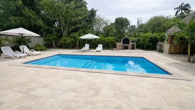 Vivienda de 4 habitaciones en Guanabo, La Habana del Este