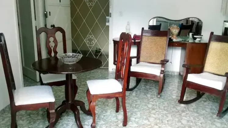 Vivienda de 1 habitaciones en Vedado, Plaza de la Revolución — foto 2 de 7