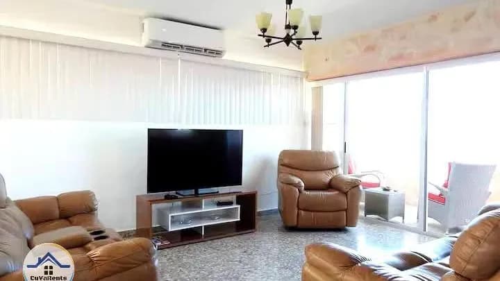 Vivienda de 4 habitaciones en Vedado, Plaza de la Revolución — foto 1 de 4