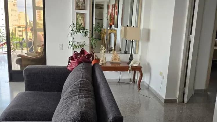 Vivienda de 2 habitaciones en Vedado, Plaza de la Revolución — foto 5 de 10