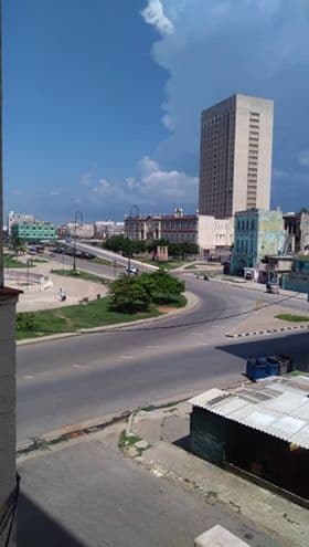 Apartamento de 4 habitaciones en Cayo Hueso, Centro Habana — foto 2 de 37