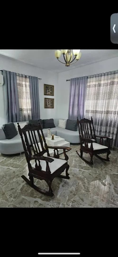 Vivienda de 4 habitaciones en Vedado, Plaza de la Revolución — foto 3 de 12
