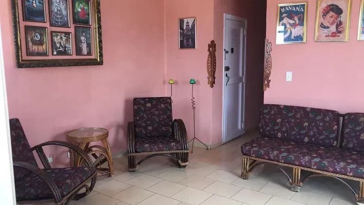 Vivienda de 3 habitaciones en Vedado, Plaza de la Revolución — foto 10 de 10