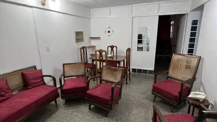Vivienda de 2 habitaciones en Vedado, Plaza de la Revolución — foto 1 de 7