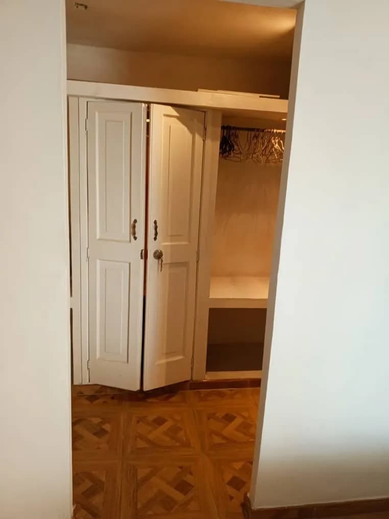 Vivienda de 5 habitaciones en El Vedado, Plaza de la Revolución — foto 10 de 12