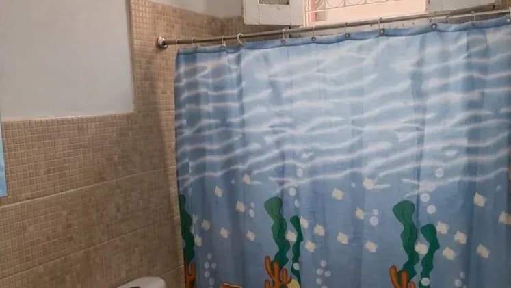 Vivienda de 4 habitaciones en Lawton, Diez de Octubre