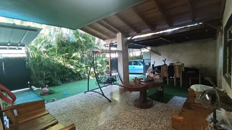 Vivienda de 4 habitaciones en Reparto Embil, Boyeros