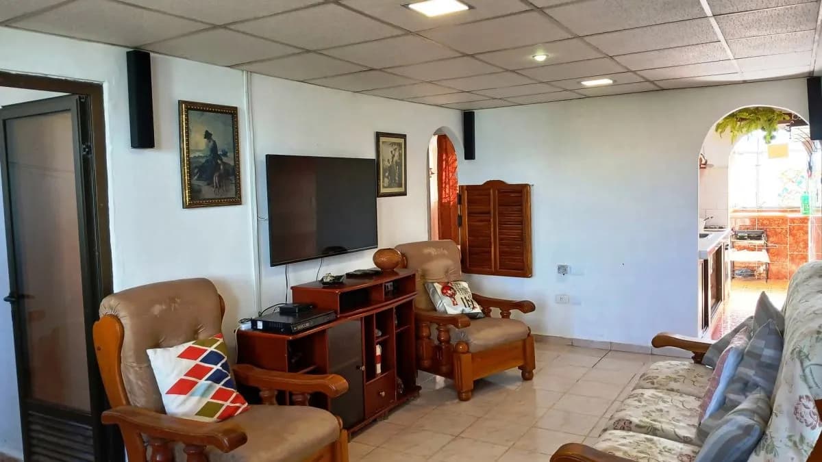 Vivienda de 3 habitaciones en Modelo, Regla — foto 7 de 12