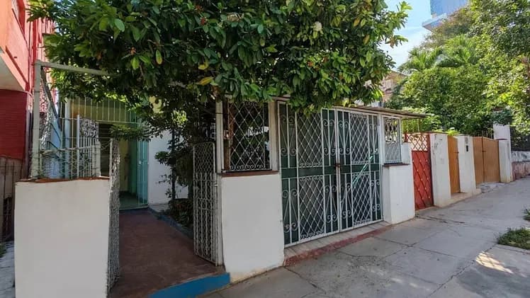 Vivienda de 3 habitaciones en Vedado, Plaza de la Revolución — foto 2 de 10