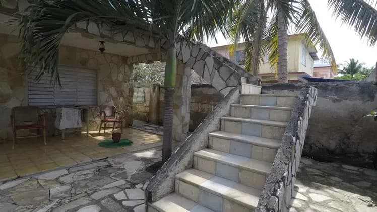 Vivienda de 5 habitaciones en Guanabo, La Habana del Este — foto 2 de 10