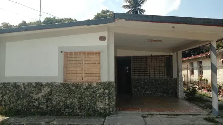 Vivienda de 4 habitaciones en Bahía, La Habana del Este