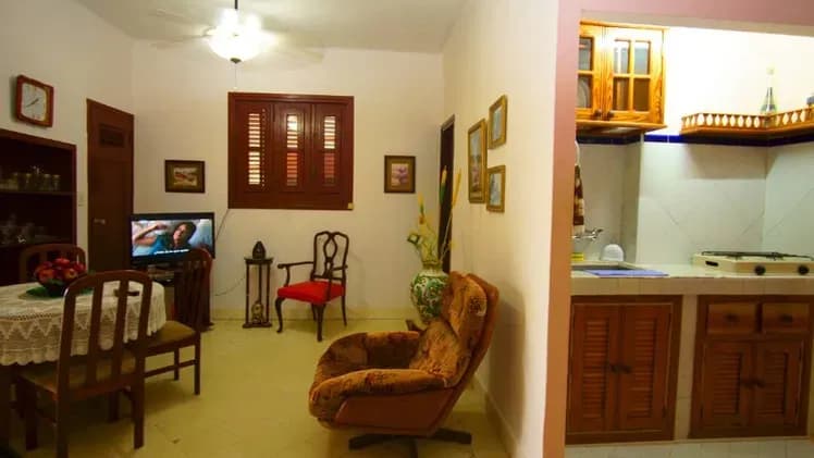 Vivienda de 3 habitaciones en Vedado, Plaza de la Revolución — foto 5 de 9