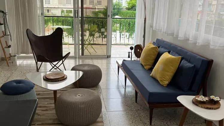 Vivienda de 2 habitaciones en Vedado, Plaza de la Revolución — foto 2 de 10