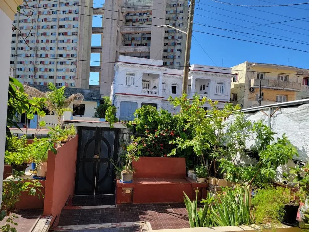 Vivienda de 4 habitaciones en Vedado, Plaza de la Revolución — foto 10 de 12