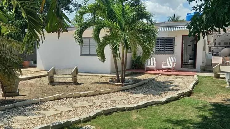 Vivienda de 2 habitaciones en Boca Ciega, La Habana del Este — foto 1 de 9