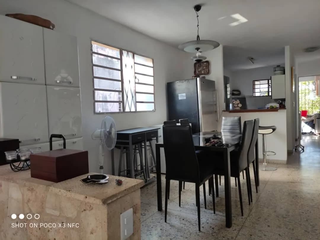 Vivienda de 3 habitaciones en Versalles, La Lisa — foto 11 de 12