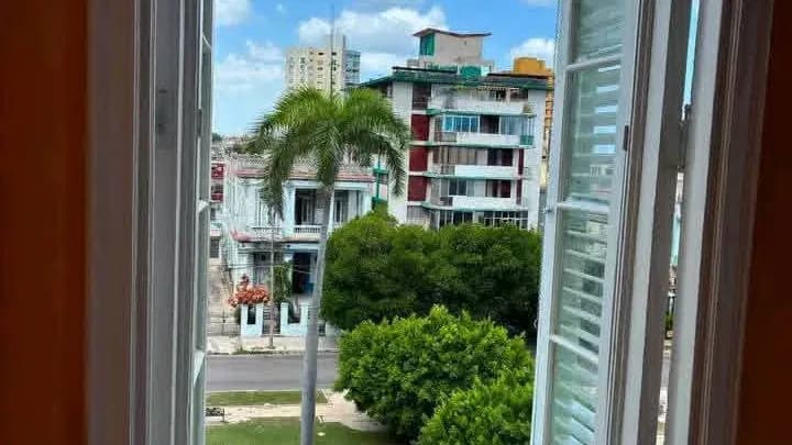 Vivienda de 2 habitaciones en Vedado, Plaza de la Revolución — foto 6 de 7