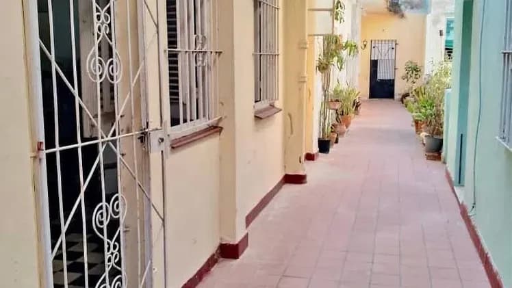 Vivienda de 2 habitaciones en Vedado, Plaza de la Revolución — foto 1 de 6